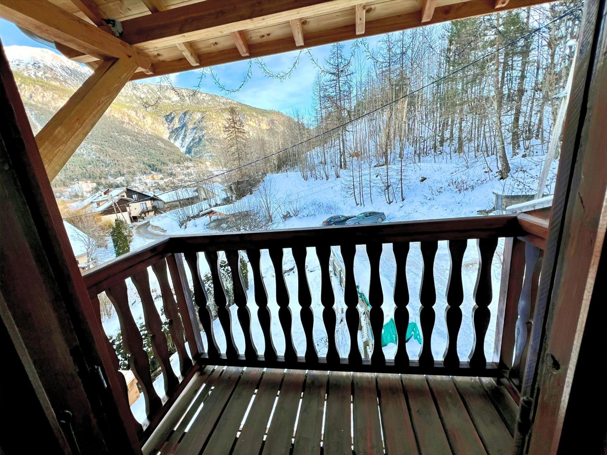 Charmante Maison De Montagne Briançon Eksteriør billede